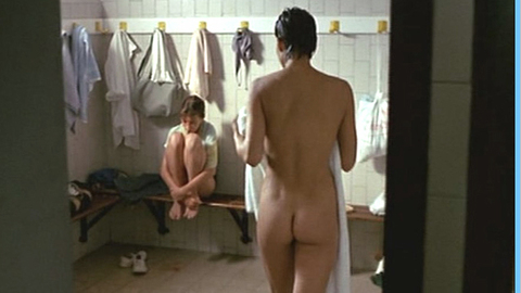 Pic: Louisa Shafa in L' effrontée