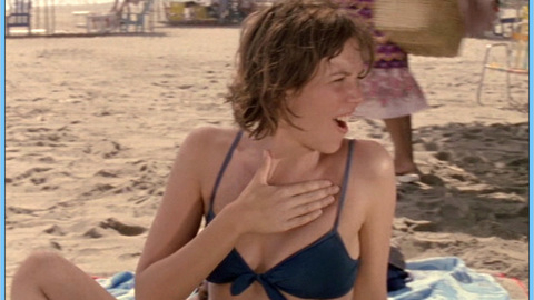 Pic: Maggie Gyllenhaal in Casa de Los Babys