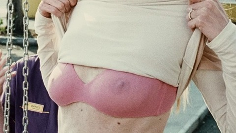 Pic: Jennifer Schwalbach Smith in Clerks II (2006)