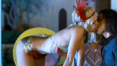 Pic: Shannyn Sossamon in Undiscovered