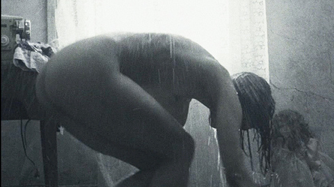 Pic: Shannyn Sossamon in The Day