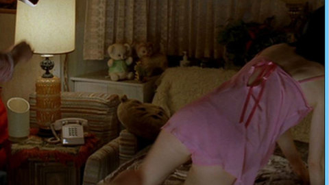 Pic: Caroline Dhavernas in Niagara Motel