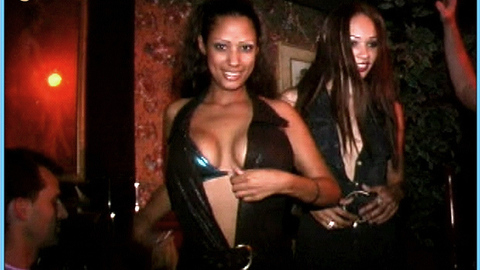 Pic: Victoria Style in Colin's Sleazy Friends Rocks