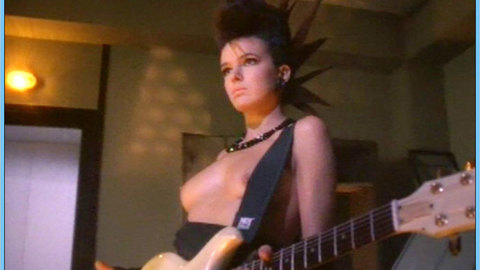 Pic: Eva Cobo in Un par de huevos