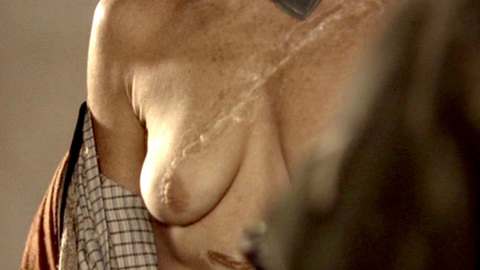 Pic: Linda Thorson in Straight Into Darkness