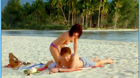 Pic: Rifka Lodeizen in Simon