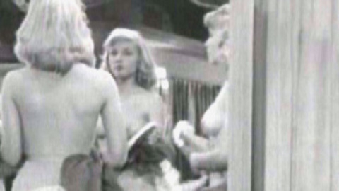 Pic: Agnès Laurent in The Nude Set