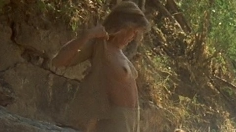 Pic: Marika Green in Emmanuelle