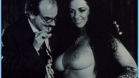 Pic: Raven De La Croix in Screwballs