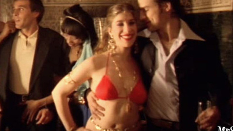 Pic: Nathalie Seseña in Airbag