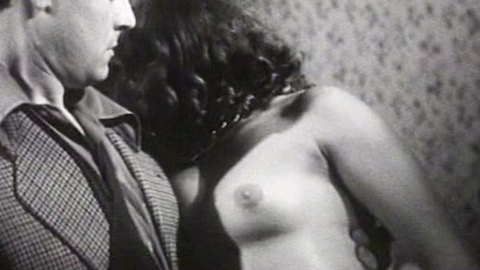 Pic: Françoise Arnoul in L' Épave