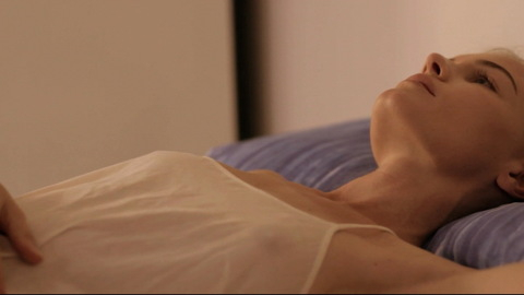 Pic: Kate Bosworth in And While We Were Here