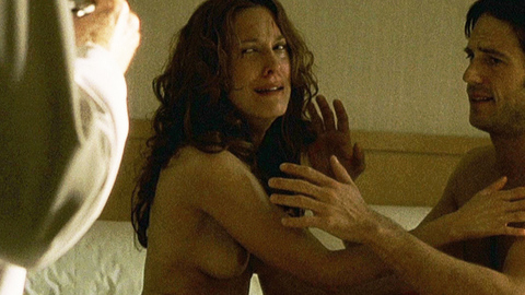 Pic: Erin Daniels in One Hour Photo (2002)