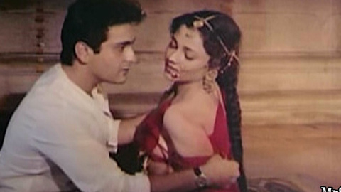 Pic: Mandakini in Ram Teri Ganga Maili (1985)