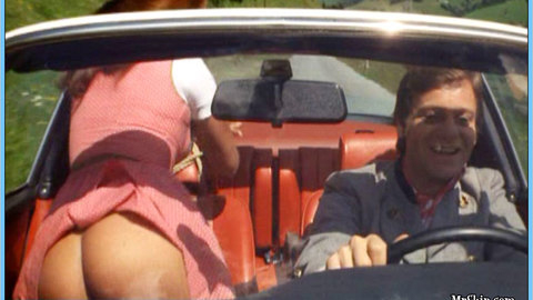 Pic: Eva Garden in Auf der Alm, da gibt's koa Sünd'