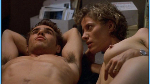 Pic: Lisa Owen in El Segundo aire