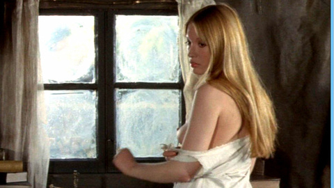 Pic: Gillian Hills in Demons of the Mind