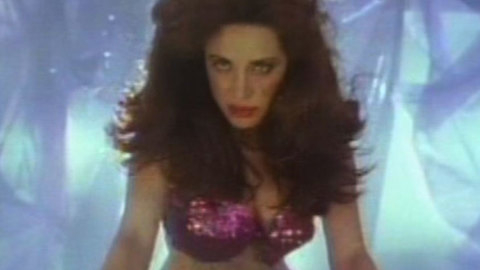 Pic: Alanna Ubach in Wasabi Tuna