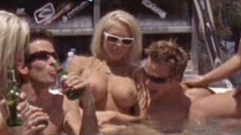 Pic: Suzanne Stokes in Frostbite