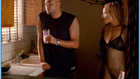 Pic: Debra Wilson in Skin Deep