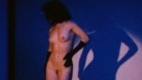 Pic: Belinda McClory in Life