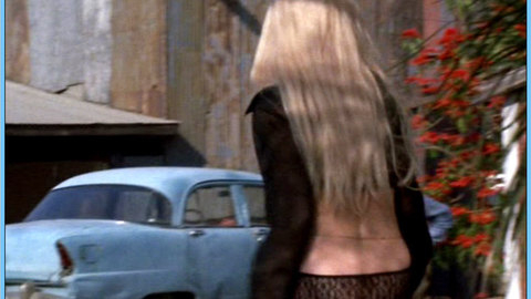 Pic: Annik Borel in Truck Turner