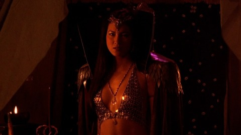 Pic: Kelly Hu in The Scorpion King