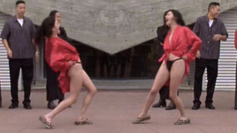 Pic: Emmanuelle Vaugier in The Demon Within (2000)