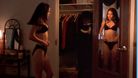 Pic: Emmanuelle Vaugier in Wishmaster 3