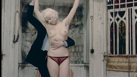 Pic: Gilda Arancio in Schoolgirl Hitchhikers
