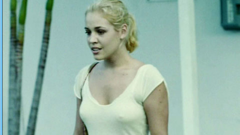 Pic: Agnes Bruckner in Haven