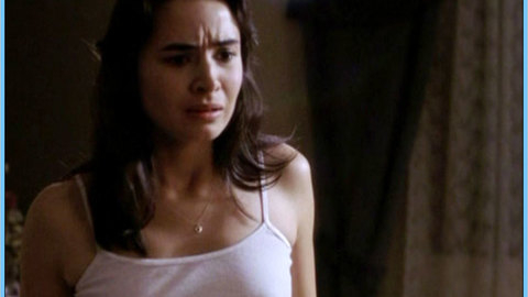 Pic: Mía Maestro in Deep Water