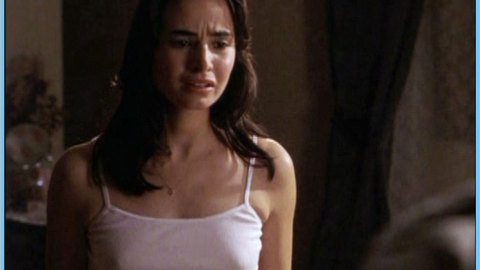 Pic: Mía Maestro in Deep Water