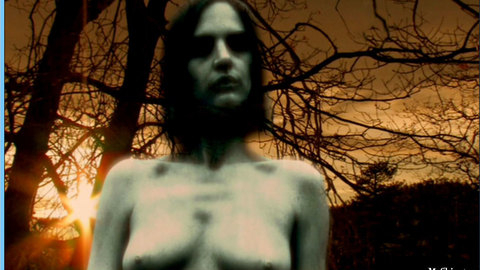 Pic: Boti Bliss in Pulse 2