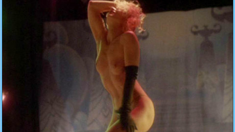 Pic: Tricia Burns in Vamp