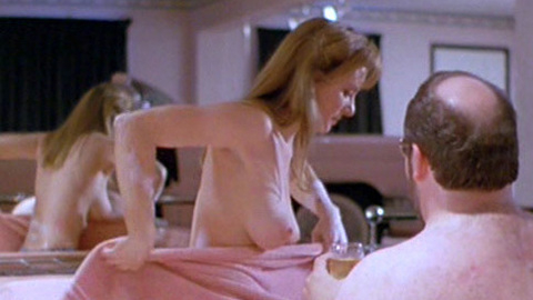 Pic: Mary Kapper in Night Vision