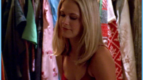 Pic: Maggie Lawson in Winter Break (2003)