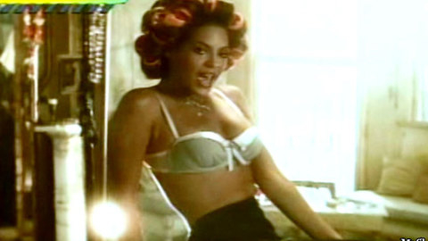 Pic: Beyoncé Knowles in Irreplaceable