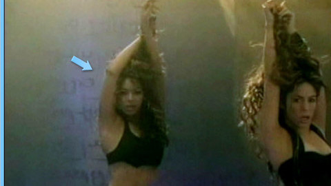 Pic: Beyoncé Knowles in Beautiful Liar