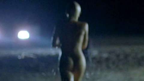 Pic: Géraldine Voillat in Sombre