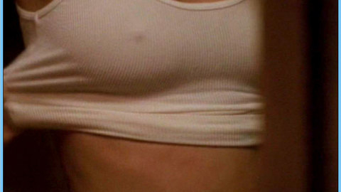 Pic: Elisha Cuthbert in 24