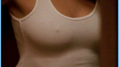 Pic: Elisha Cuthbert in 24