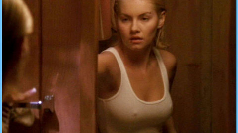 Pic: Elisha Cuthbert in 24