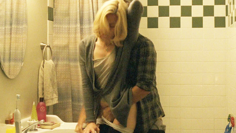 Pic: Elizabeth Banks in The Details