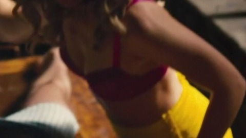 Pic: Elizabeth Banks in Walk of Shame