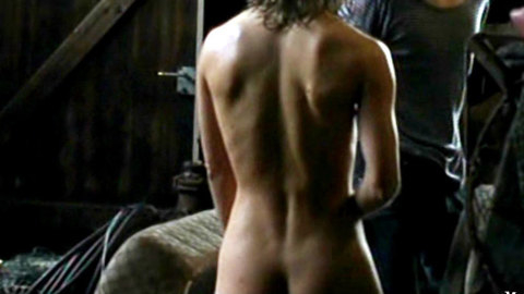 Pic: Anneke Kim Sarnau in Juls Freundin