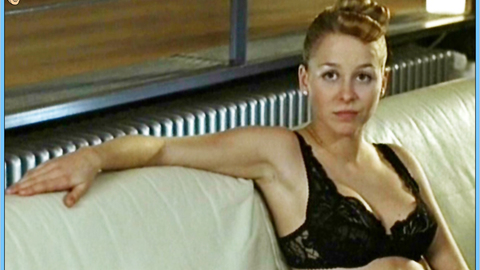 Pic: Jasmin Schwiers in Endlich Sex!