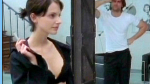 Pic: Marie Zielcke in Models (2000)