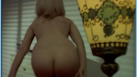 Pic: Larissa Ely in Cherry, Harry & Raquel!