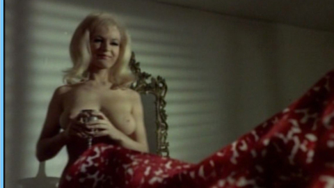 Pic: Larissa Ely in Cherry, Harry & Raquel!